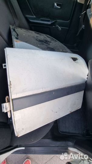 Дверь на Audi 80 B3