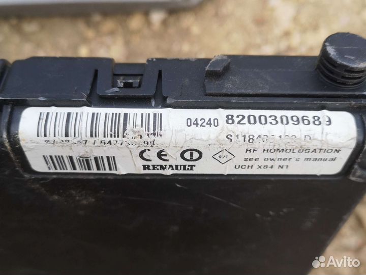 Эбу, блок комфорта Megan / Scenic 2