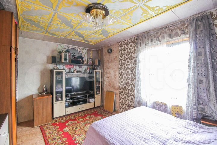 Дом 29,6 м² на участке 6 сот.