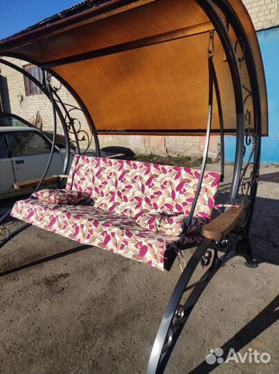 Кованая качель во Владимире