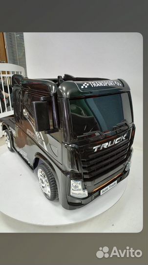 Детский электромобиль