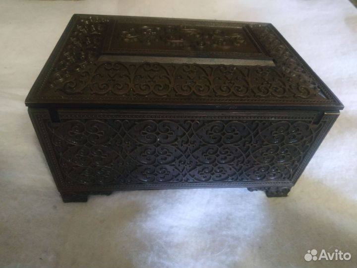 Шкатулка для украшений