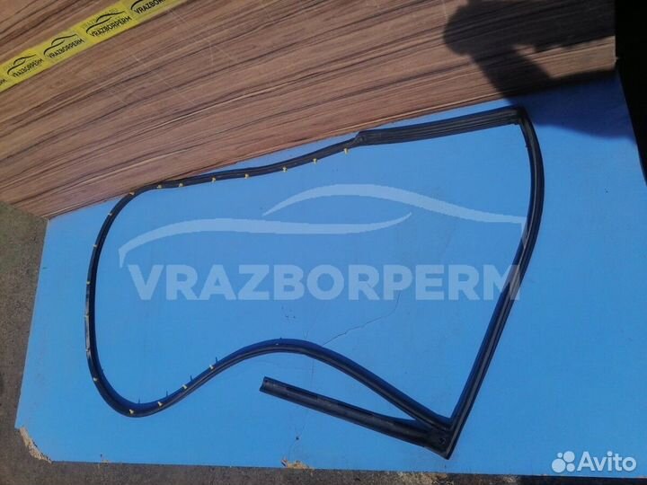 Уплотнитель двери Kia Soul