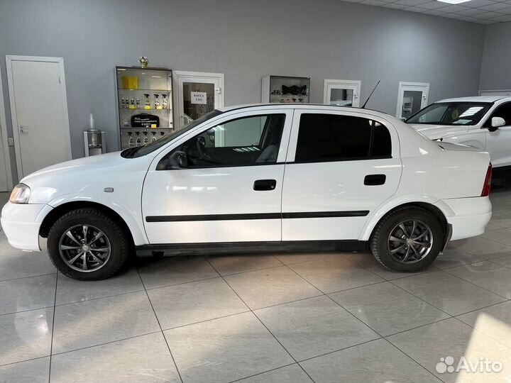 Opel Astra 1.6 МТ, 2003, 180 000 км