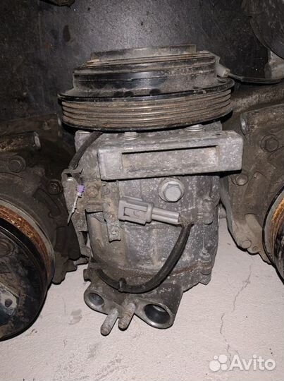 Компрессор кондиционера для Infiniti m35