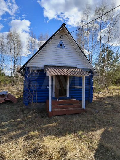 Дом 20 м² на участке 10 сот.