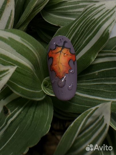 Нужна модель на маникюр