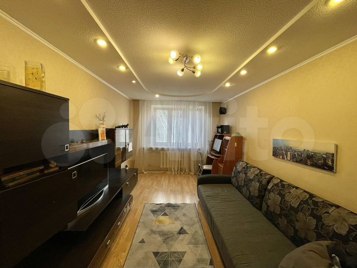 4-к. квартира, 77 м², 3/5 эт.