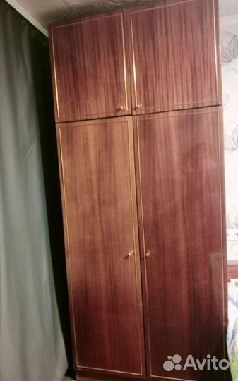 Шкаф плательный б.у