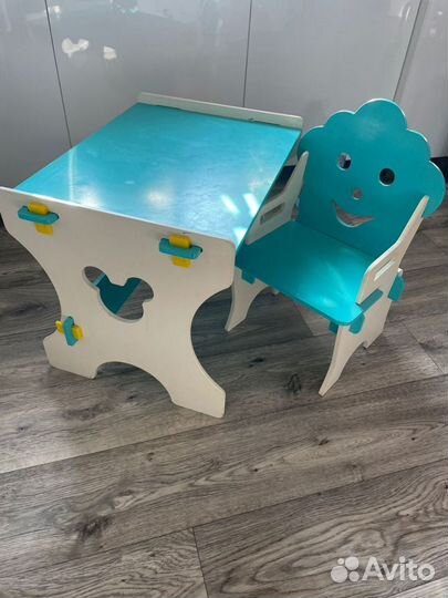 Детский стол и стул