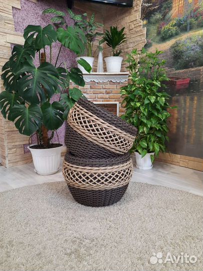 Кашпо из ротанга