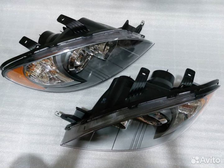 Фары Suzuki Reno