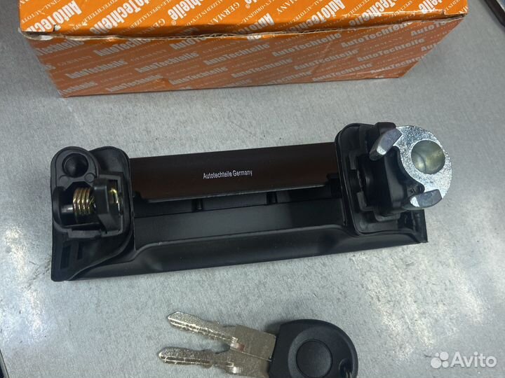 Vw T4 боковая ручка раздвижной двери