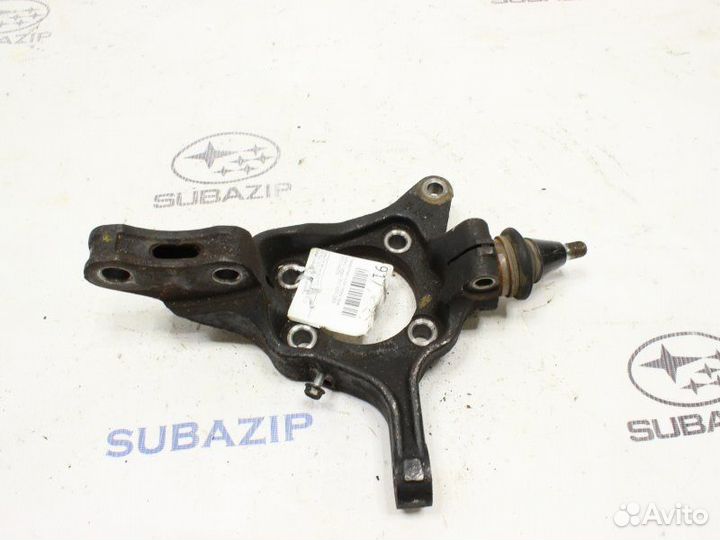 Кулак поворотный передний правый Subaru Legacy B13