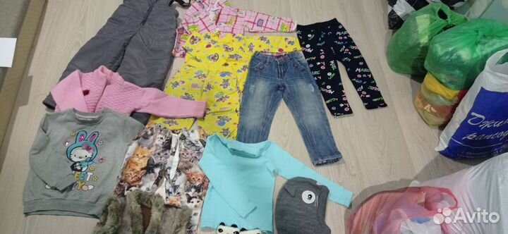 Вещи на девочку 104р пакетом