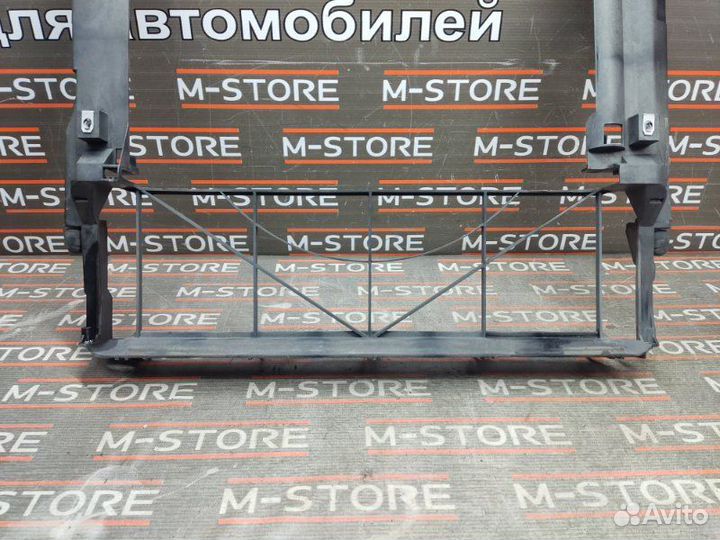 Кассета радиаторов Bmw X5 E53 M54B30 2004