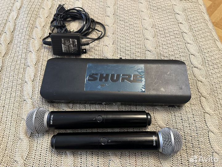 Shure BLX288 / Sm58 M17 двухканальная радиосистема