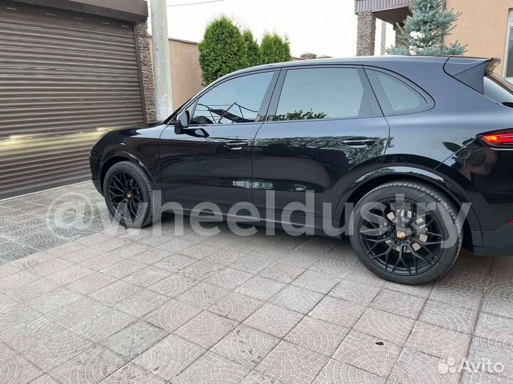 Кованые диски R21 в наличии Porsche Cayenne;Taycan