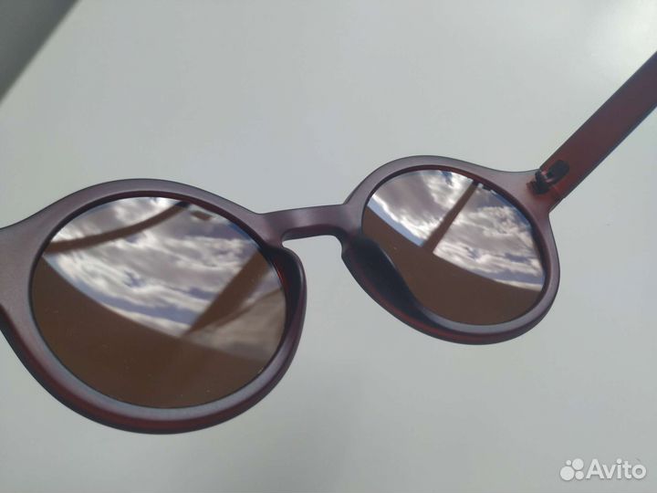 Очки солнечные