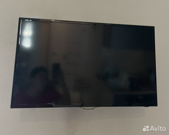 Телевизор SMART tv 32 бу