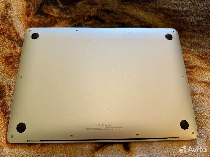 Macbook Air 13 2020 M1 16GB 1TB В идеале Silver
