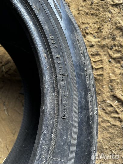 Toyo Proxes ST III 285/45 R22