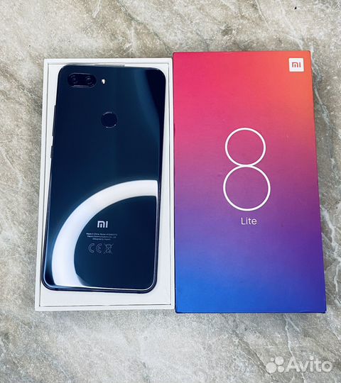 Xiaomi Mi 8 Lite, 4/64 ГБ