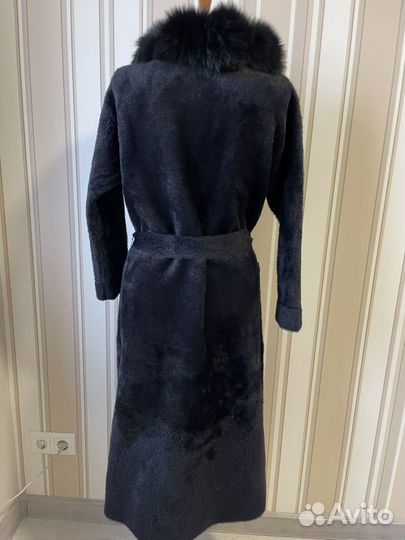 Шуба женская Ivy Angel 44 S черная ангора