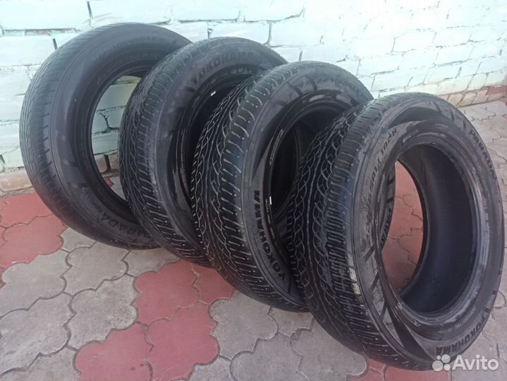 Yokohama Parada Spec-X 225/65 R17 102H