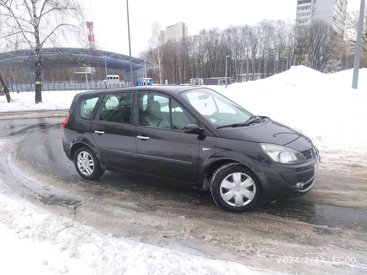 Renault Grand Scenic: фото владельца
