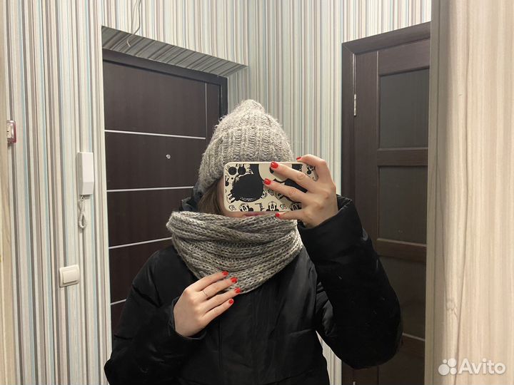 Шапка зимняя с шарфом снуд