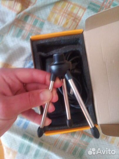 Микрофон Maono почти новый