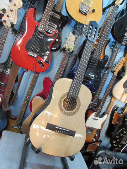 Классическая гитара Veston