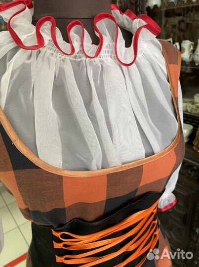 Костюм театральный