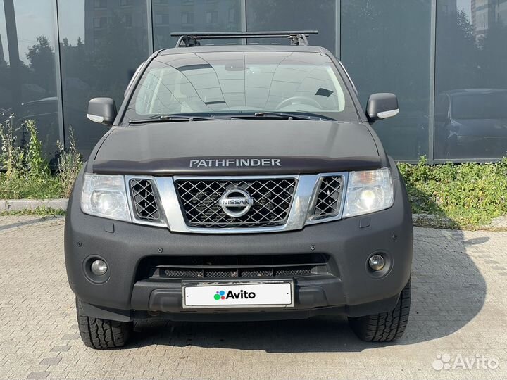 Nissan Pathfinder 2.5 AT, 2010, 235 000 км
