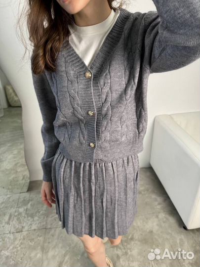 Костюм двойка с юбкой