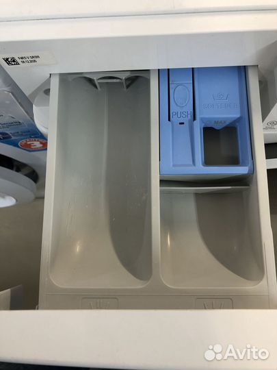 Стиральная машина с сушкой LG F4V5VG0W