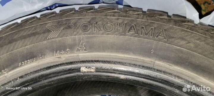 Yokohama Ice Guard IG30 215/55 R17