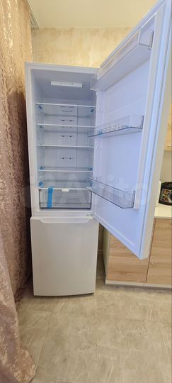 2-к. квартира, 55 м², 7/8 эт.