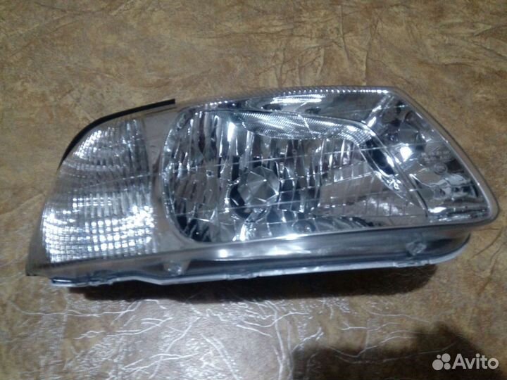 Фара на hyundai акцент