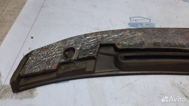 Накладка на торпедо Bmw 7-Series E32 M30B30 1989