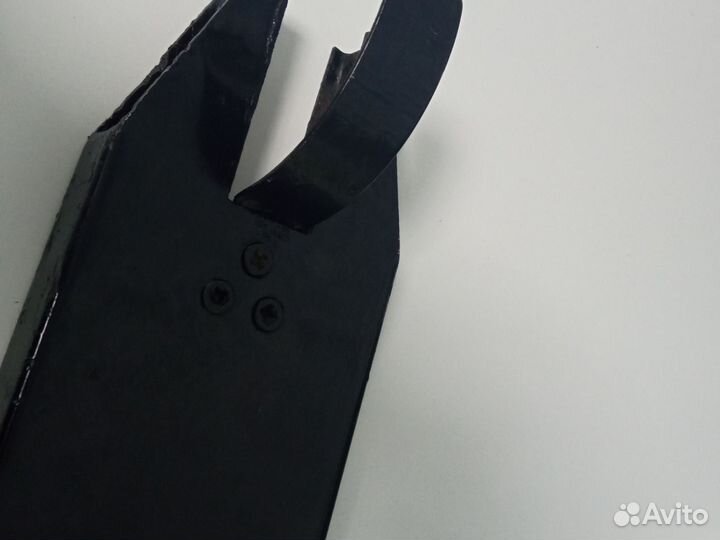 Чëрная дека на трюковой самокат