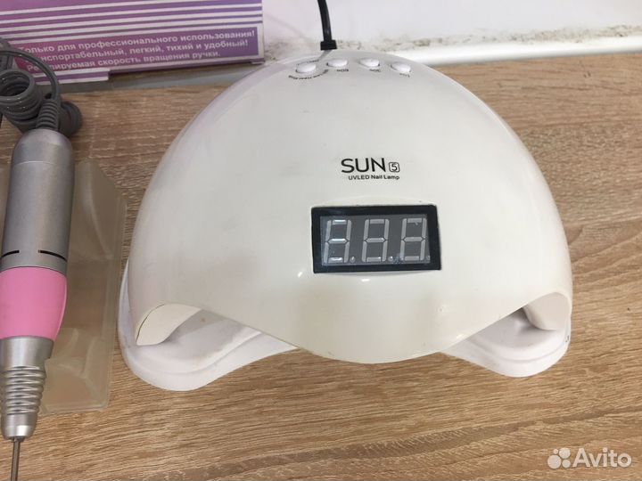 Аппарат для маникюра и лампа