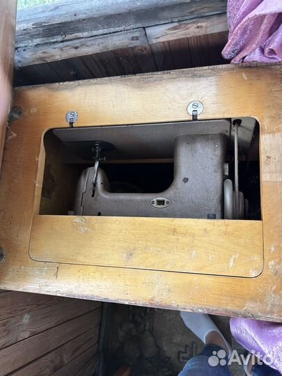 Швейная машина подольск ножная