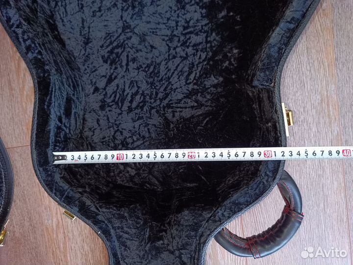 Кейс для полуакустической гитары