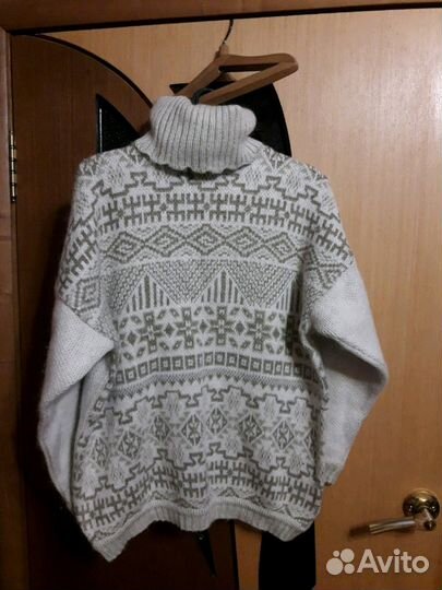 Свитера и пиджак