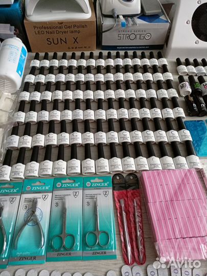 Набор для маникюра с аппаратом Стронг и сухожаром