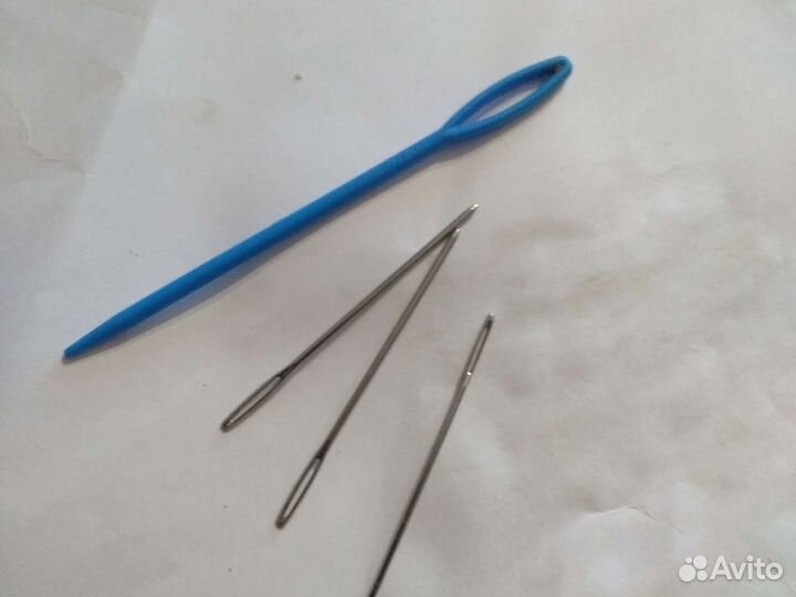 Иглы для вышивания на вязанных изделиях