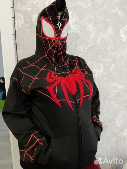 Кофта с человеком пауком