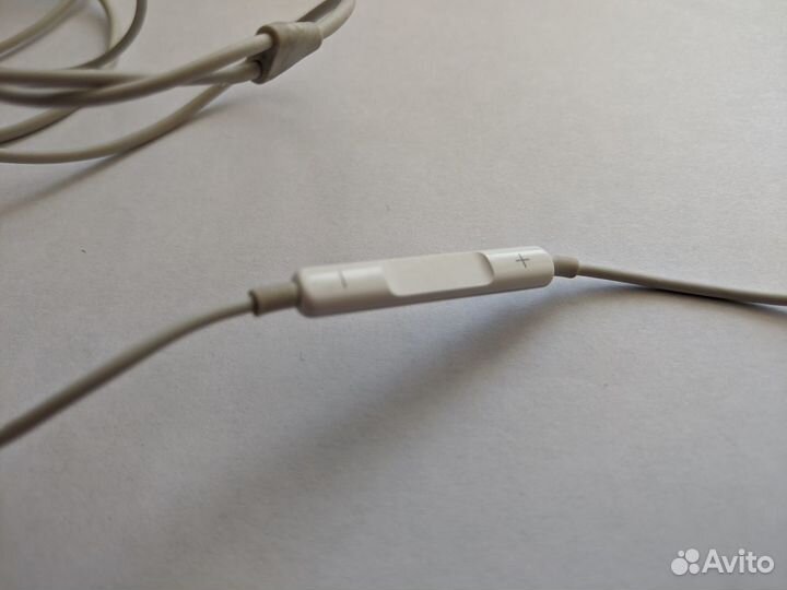 Наушники Apple EarPods